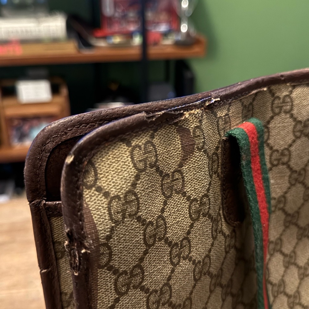 SOLD Vintage Gucci Tote - Picture 5 of 8